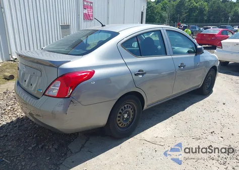 2014 Nissan Versa 1.6 S+ z USA, uszkodzony, nr VIN 3N1CN7AP8EL853407
